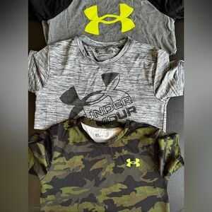 Bundle youth size 7 under armour short sleeve tees